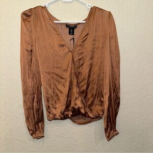 NEW Sincerely Jules Small Brown Satin Wrap Fall Business Workwear Blouse Top